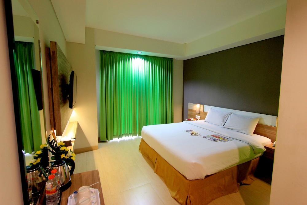 Hotel Dafam Fortuna Seturan Maguwo Exterior foto