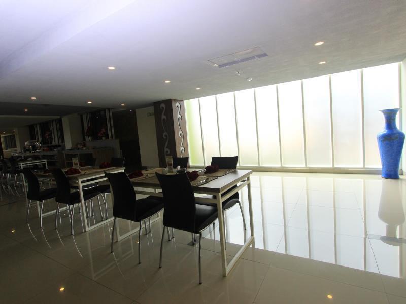 Hotel Dafam Fortuna Seturan Maguwo Exterior foto